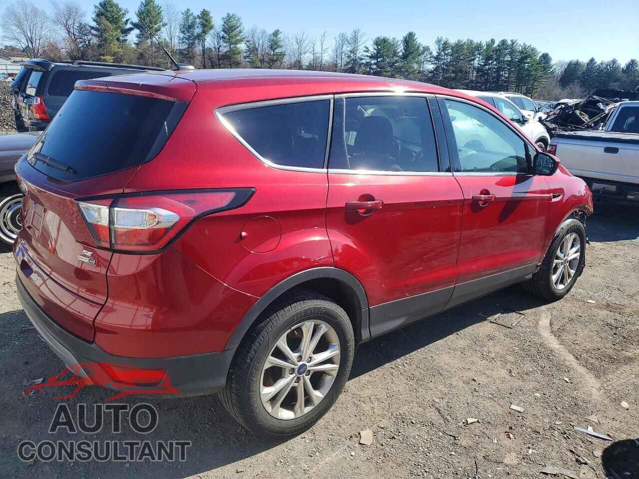 FORD ESCAPE 2017 - 1FMCU9GD2HUD47568