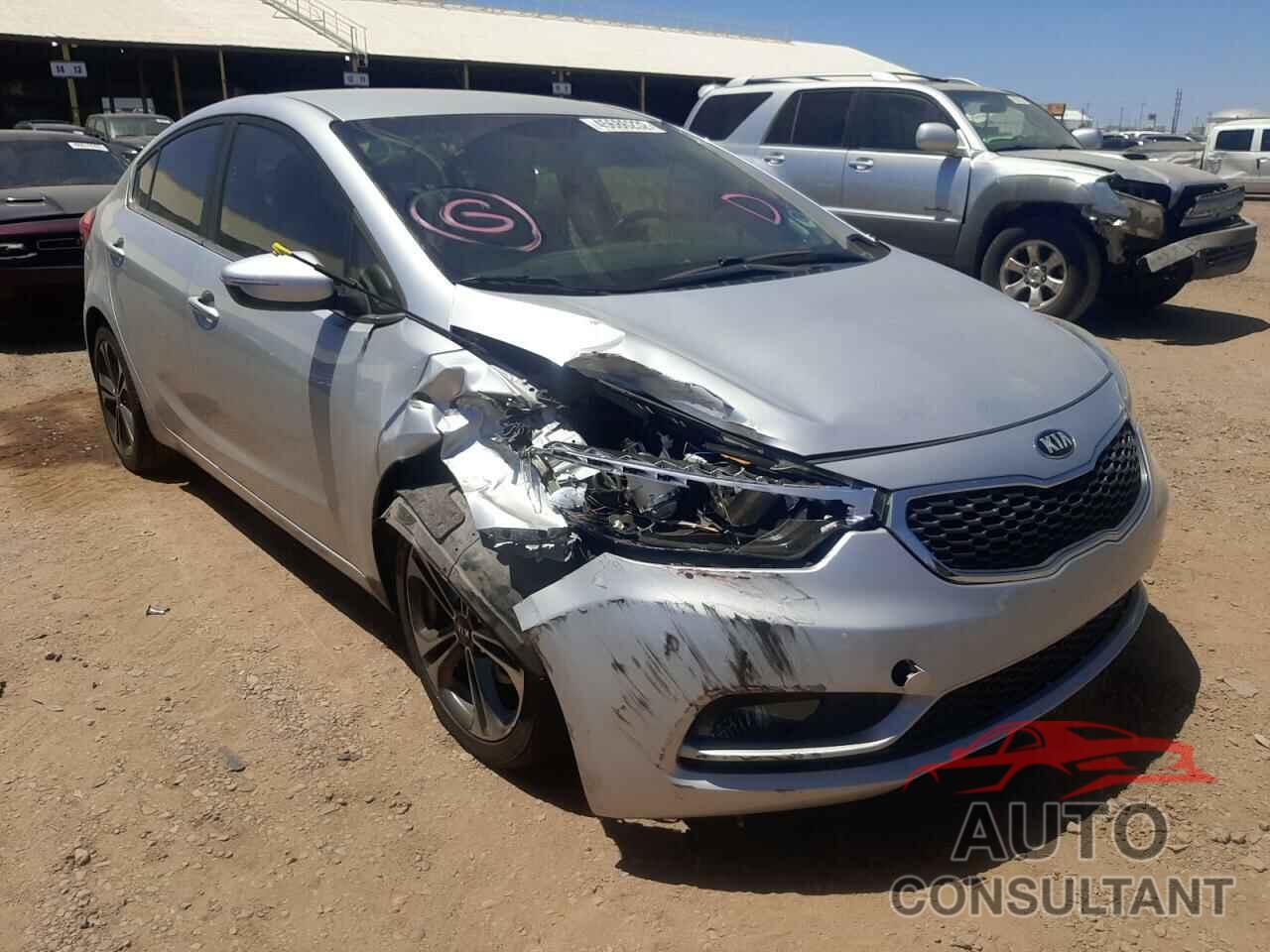 KIA FORTE 2016 - KNAFX4A88G5529739