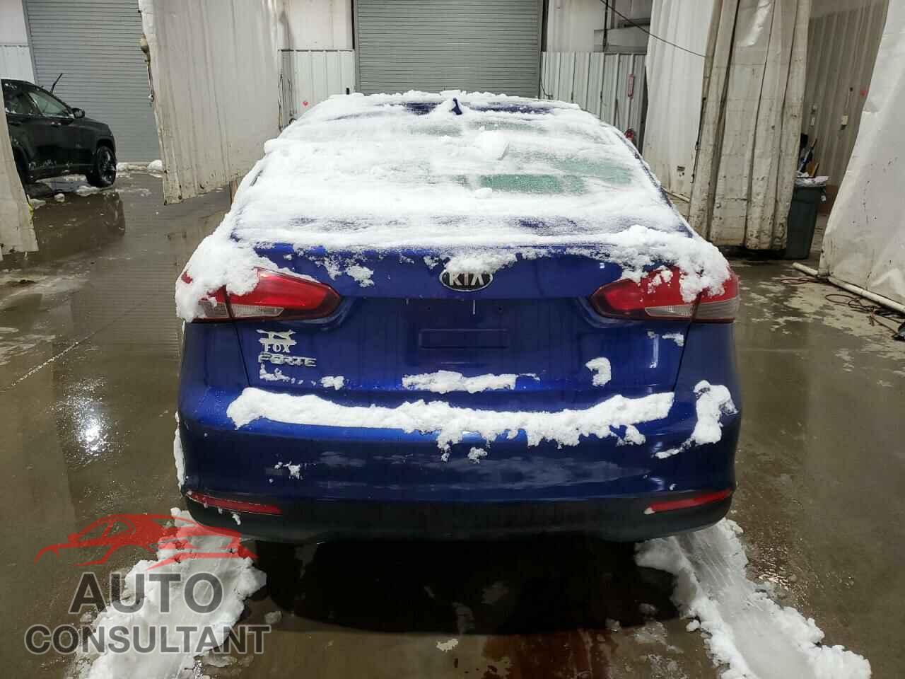 KIA FORTE 2017 - 3KPFK4A73HE032158