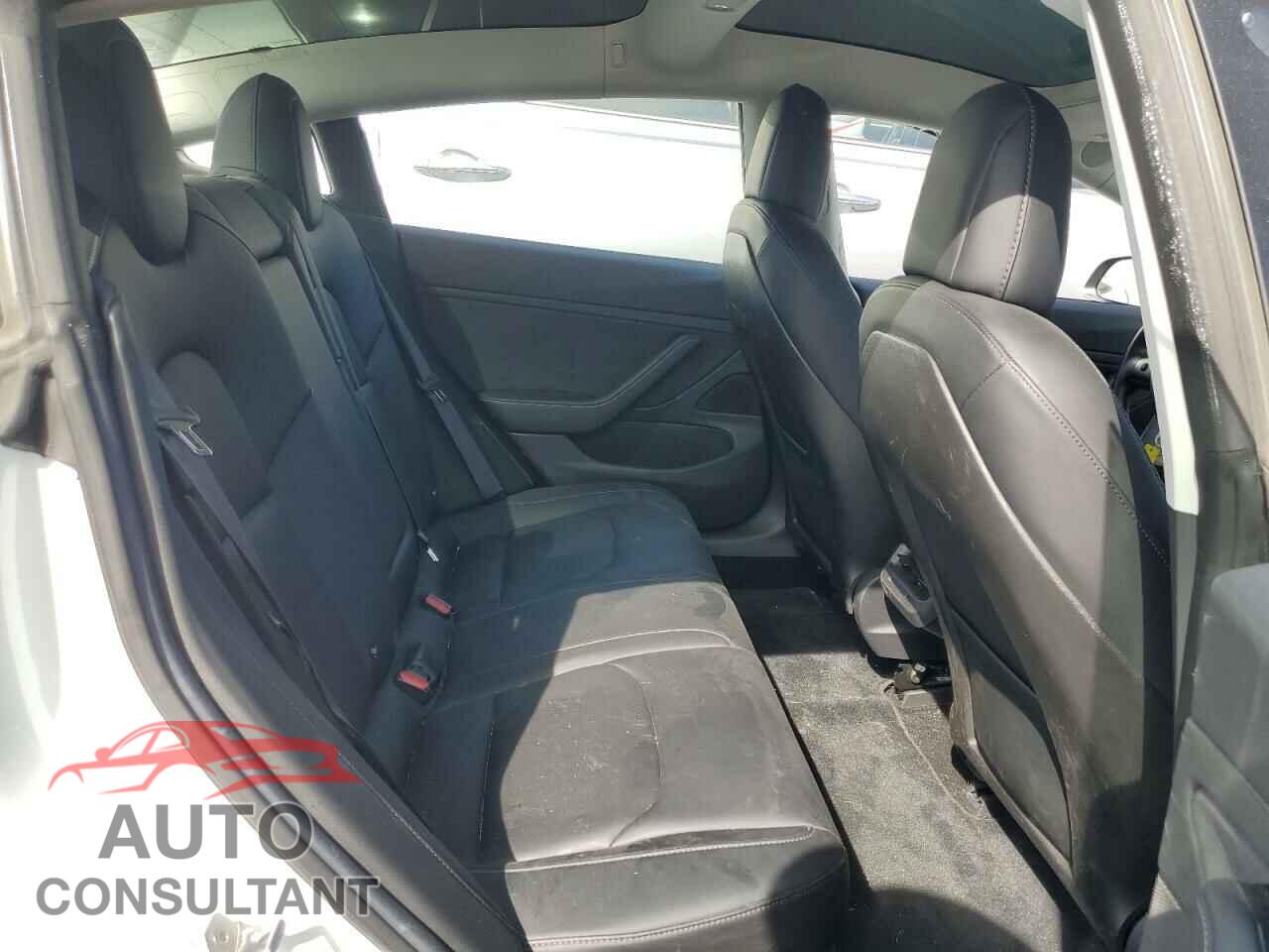 TESLA MODEL 3 2018 - 5YJ3E1EA1JF011226