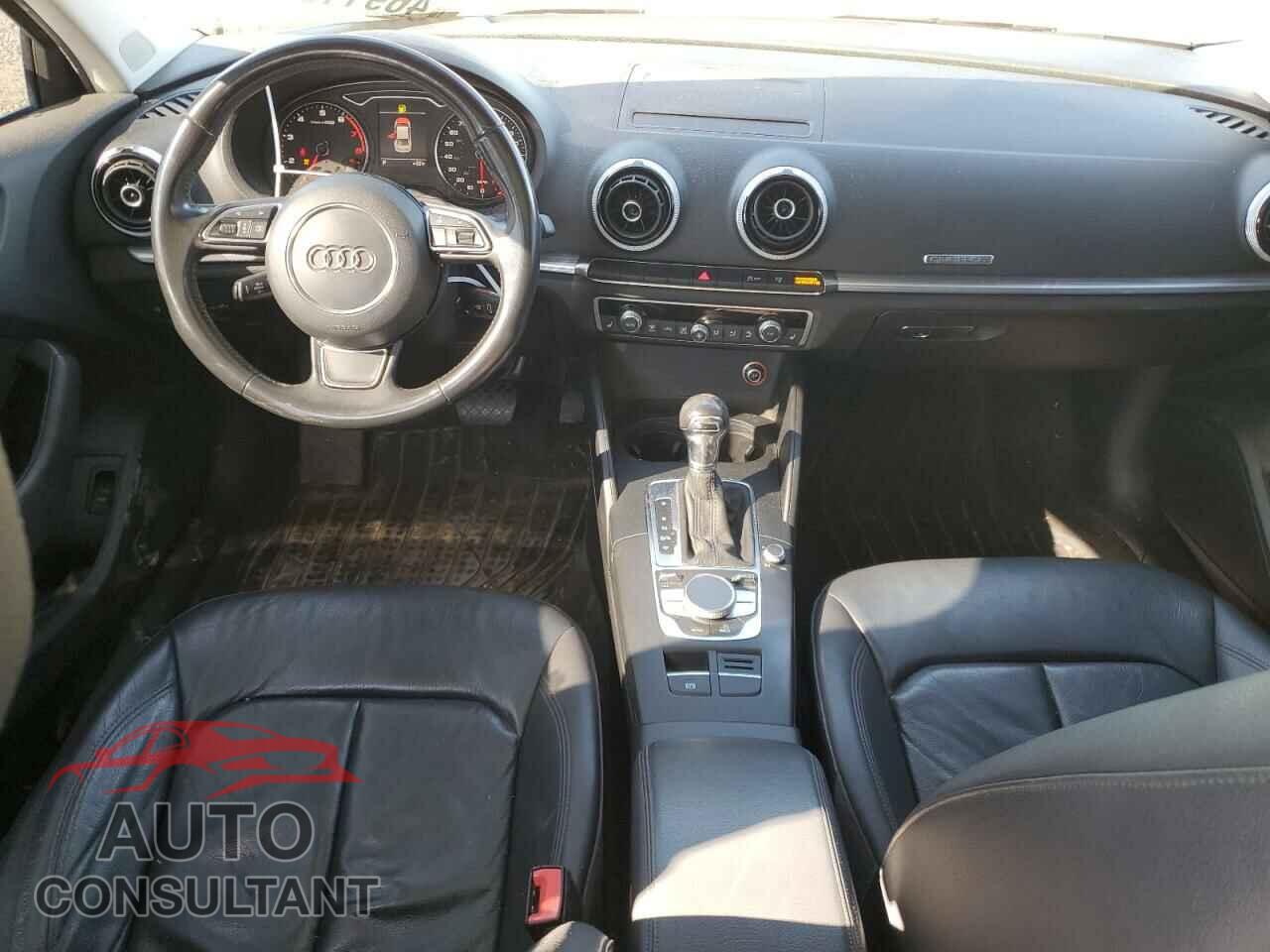 AUDI A3 2015 - WAUBFGFF8F1036952