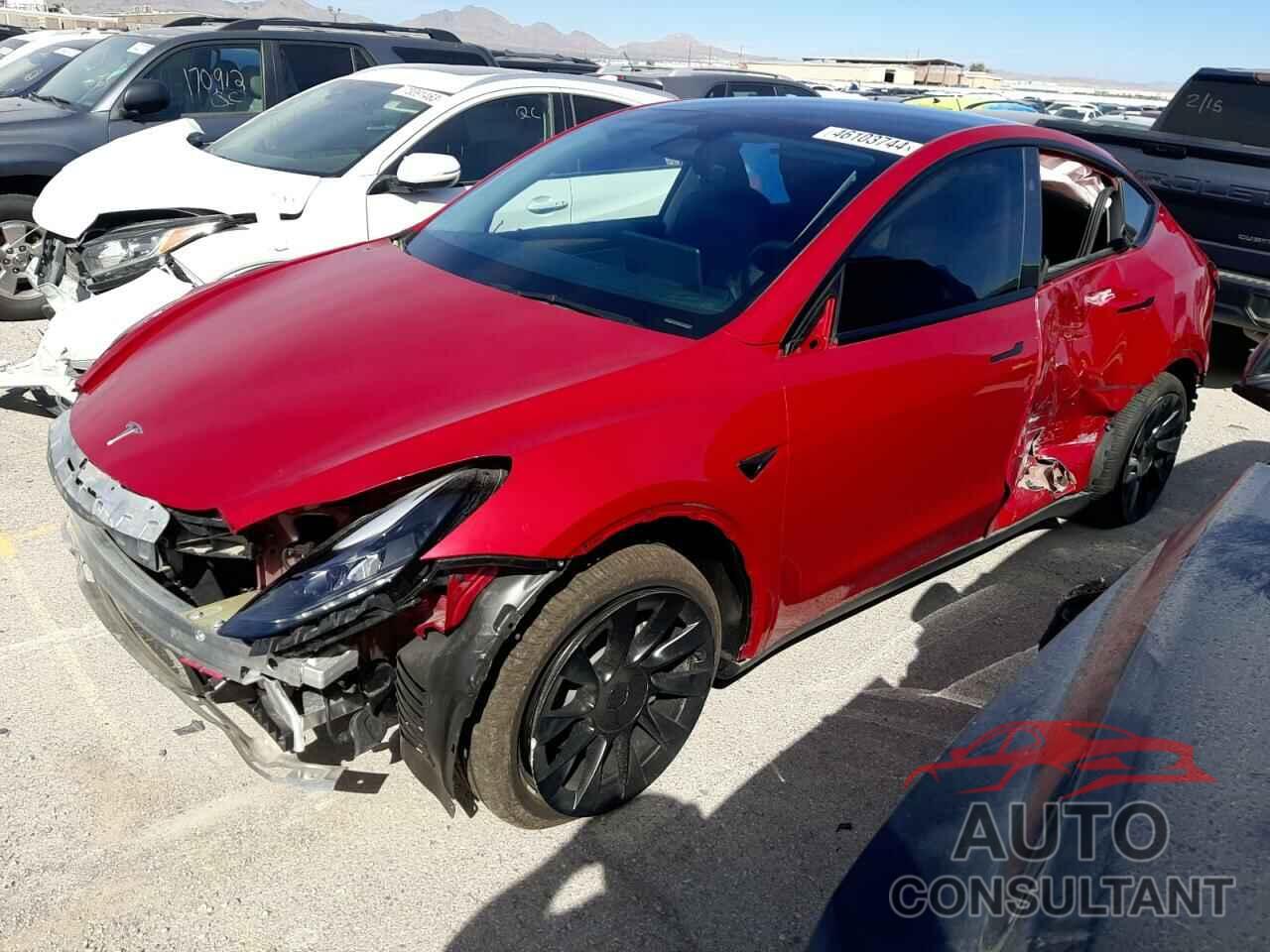 TESLA MODEL Y 2023 - 7SAYGDEEXPF812480