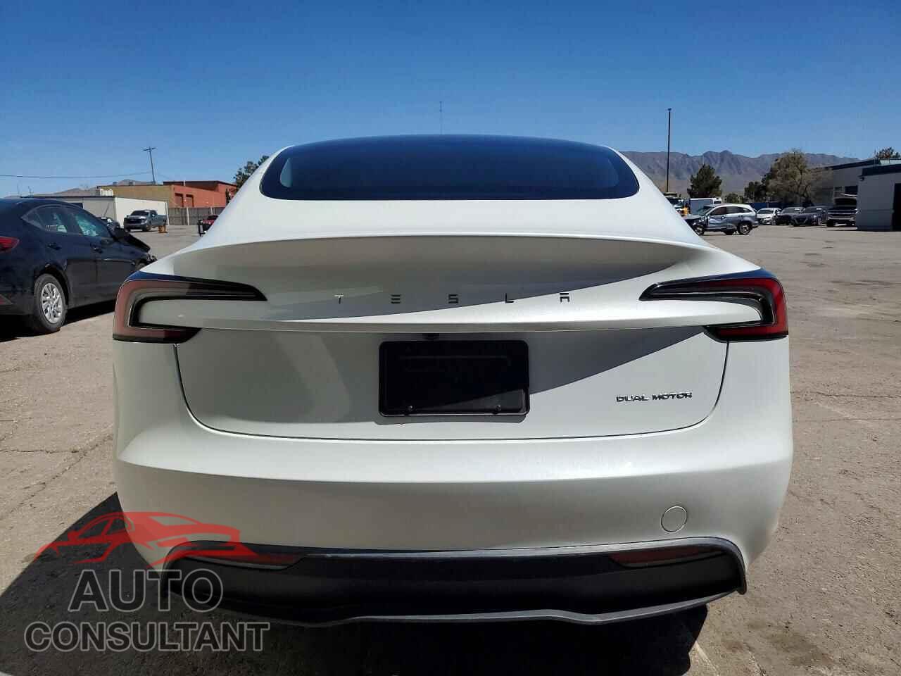 TESLA MODEL 3 2024 - 5YJ3E1EB6RF792183