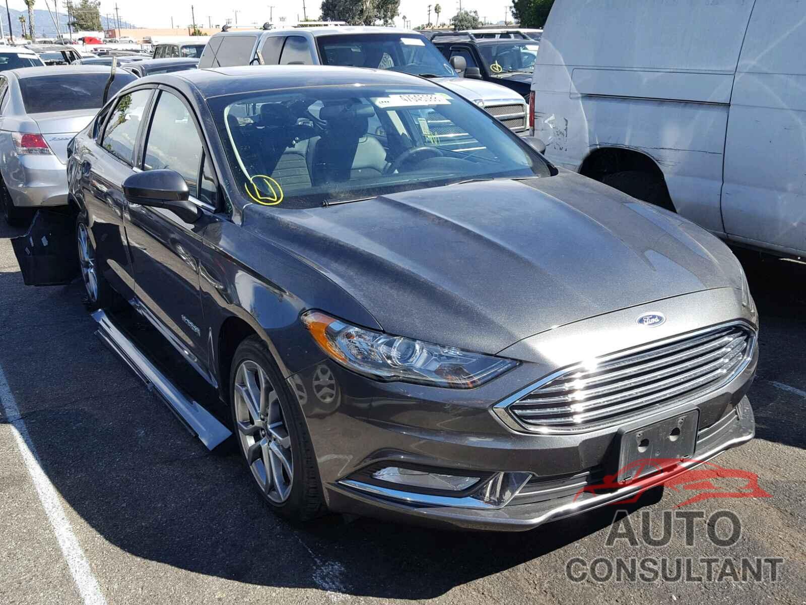 FORD FUSION 2017 - 3FA6P0LUXHR216296