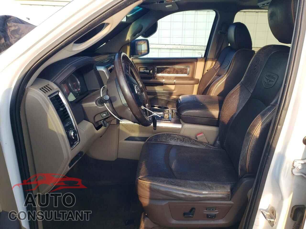 DODGE RAM 1500 2012 - 1C6RD7PT4CS105774