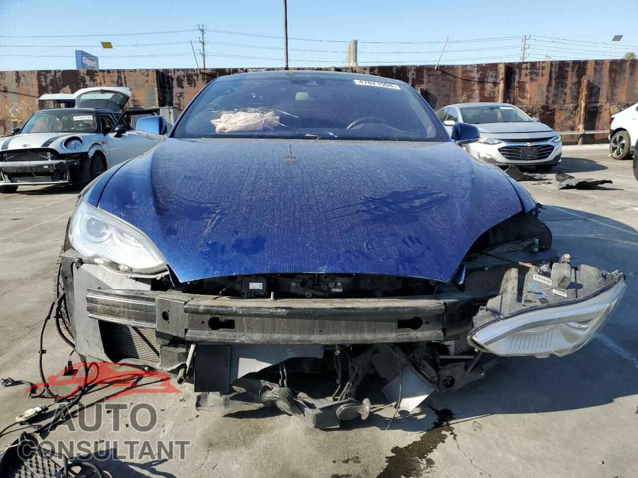 TESLA MODEL S 2016 - 5YJSA1E28GF129279