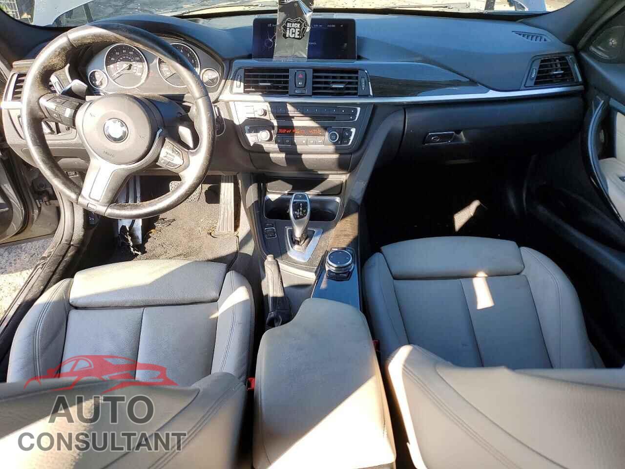 BMW 3 SERIES 2015 - WBA3B9C59FF589717
