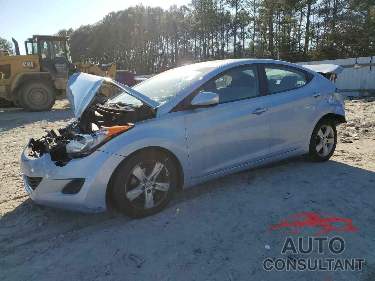 HYUNDAI ELANTRA 2011 - KMHDH4AE2BU120059