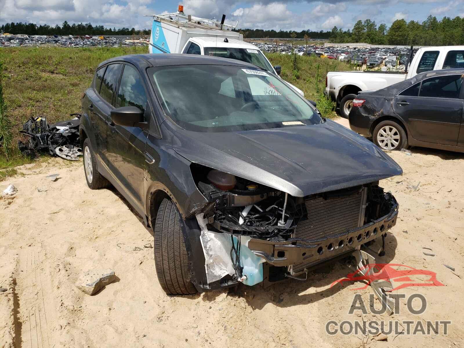 FORD ESCAPE 2019 - 1FMCU0F76KUB45380