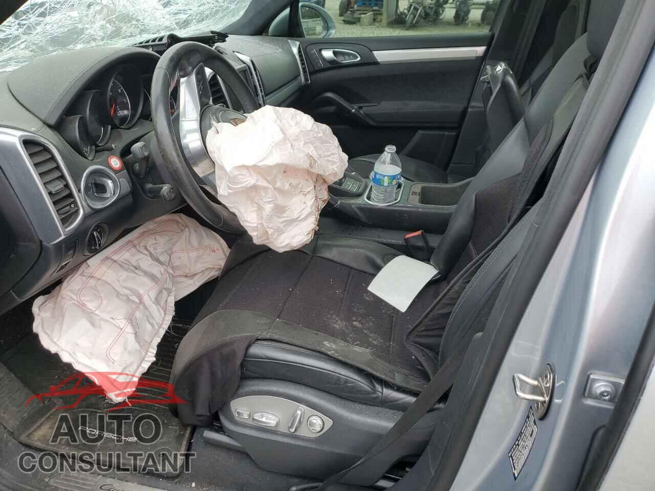 PORSCHE CAYENNE 2016 - WP1AD2A29GLA79535