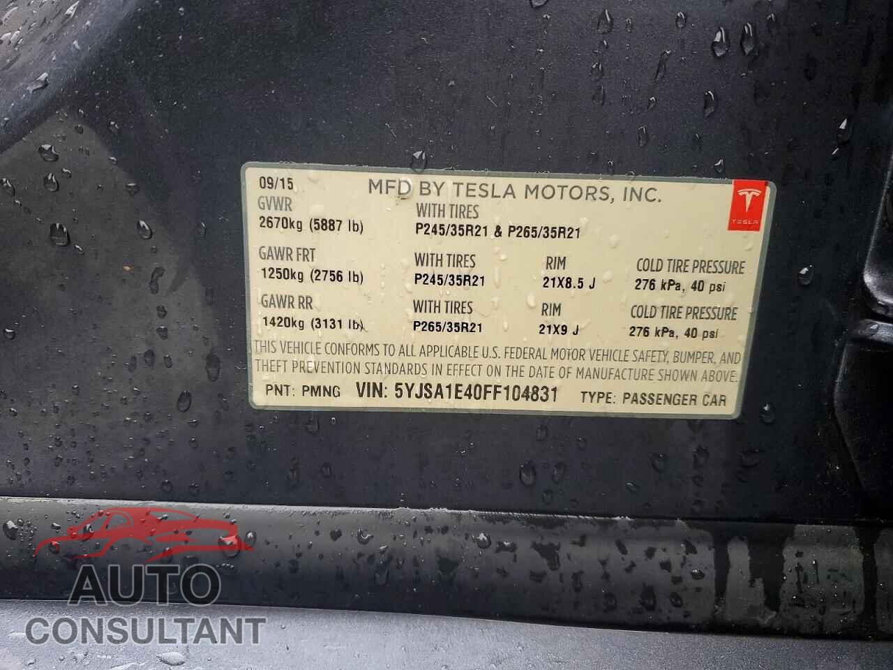 TESLA MODEL S 2015 - 5YJSA1E40FF104831