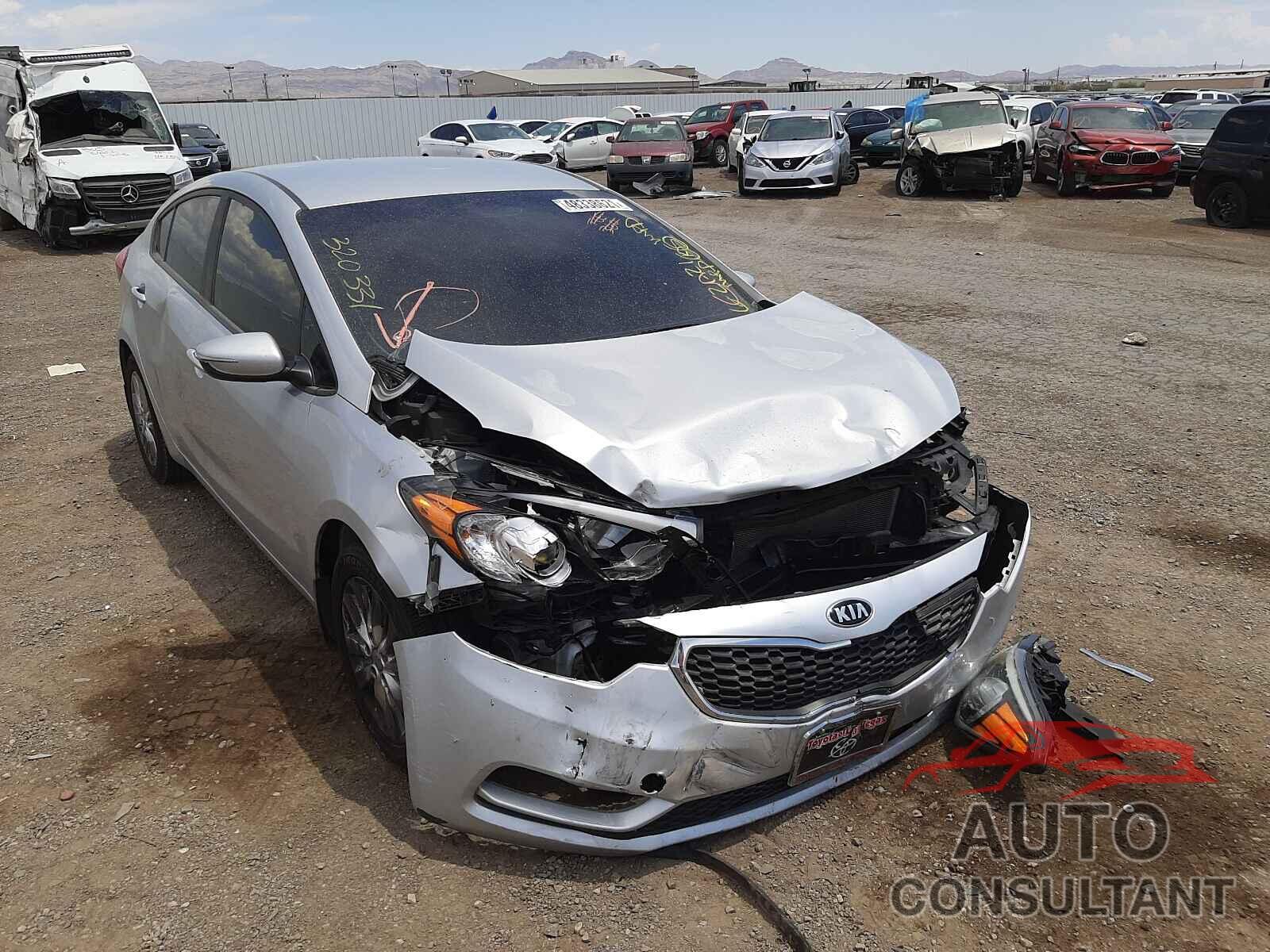 KIA FORTE 2016 - KNAFX4A64G5597230