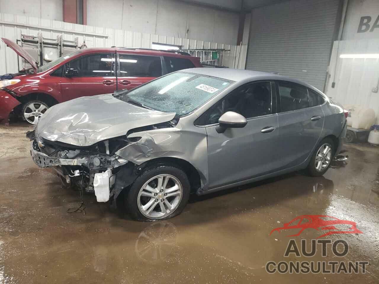 CHEVROLET CRUZE 2018 - 1G1BE5SM1J7102478