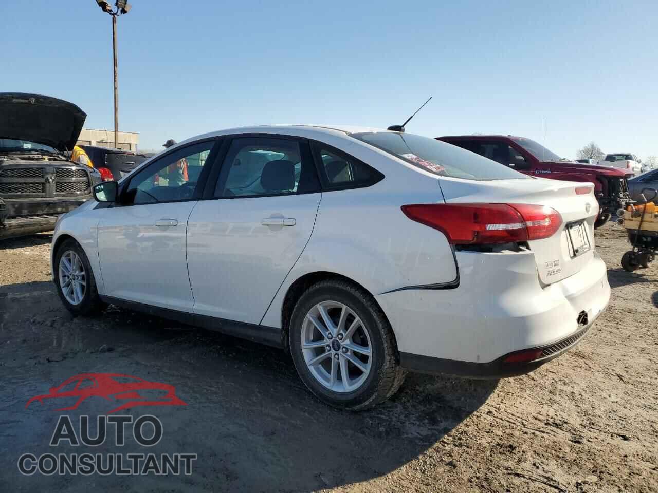 FORD FOCUS 2017 - 1FADP3F20HL335119