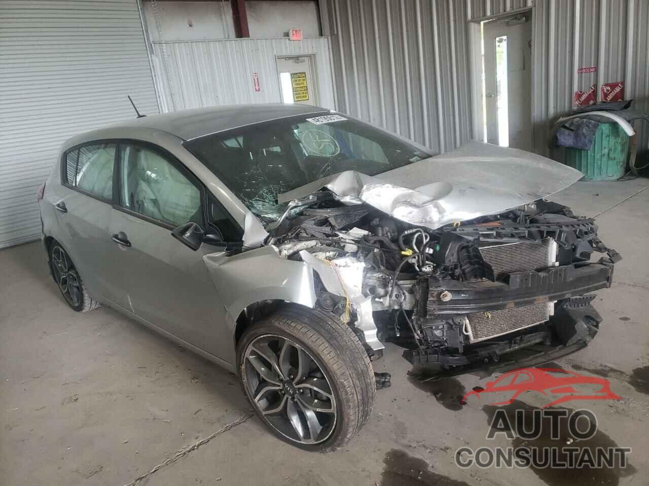 KIA FORTE 2016 - KNAFZ5A35G5499376