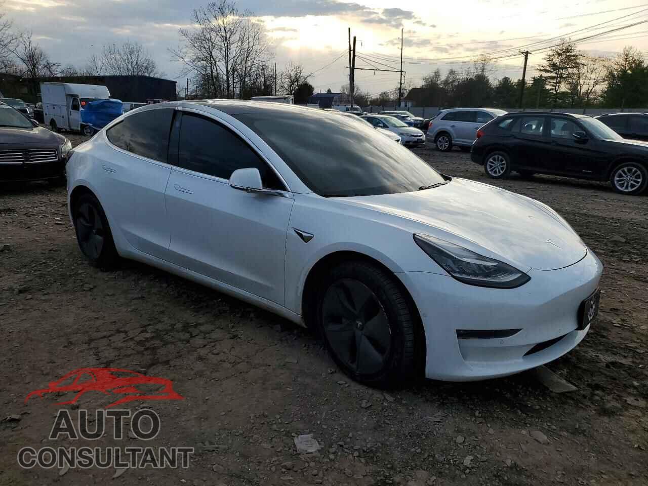 TESLA MODEL 3 2018 - 5YJ3E1EB7JF073853