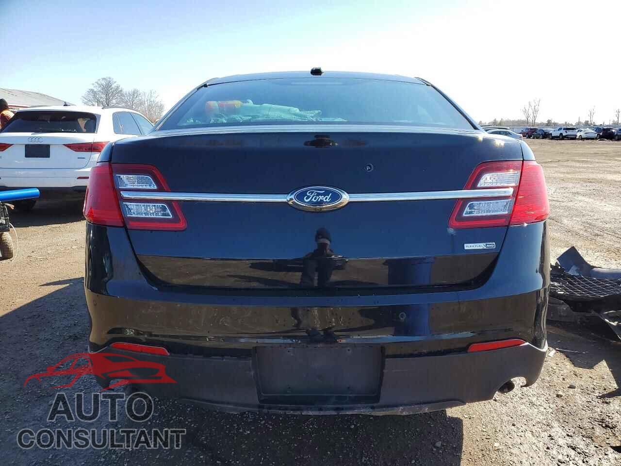 FORD TAURUS 2018 - 1FAHP2MK8JG136087
