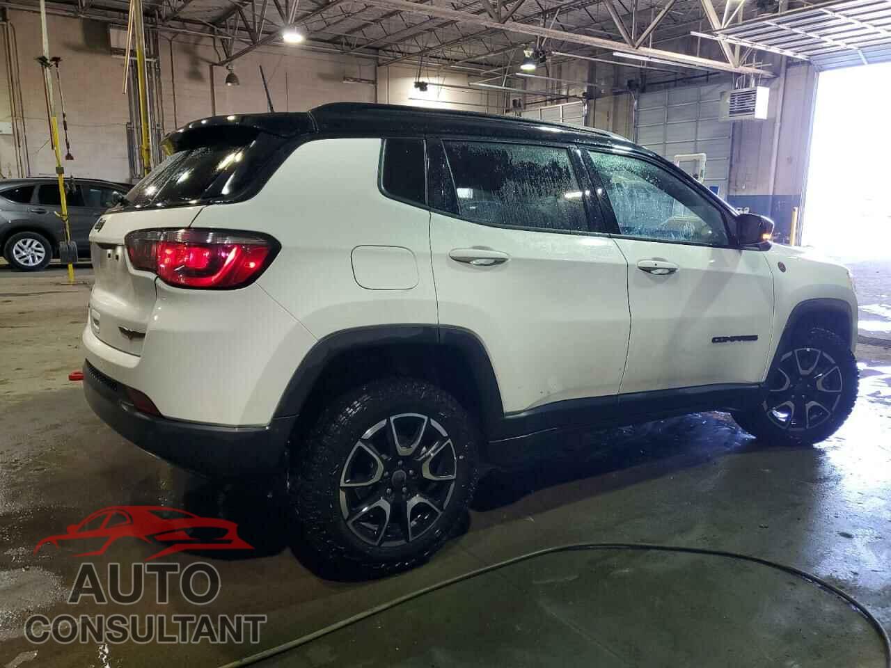 JEEP COMPASS 2025 - 3C4NJDDN2ST522375
