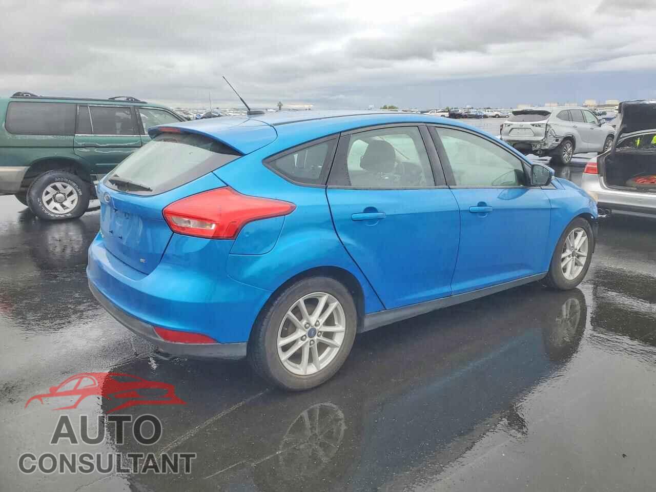 FORD FOCUS 2015 - 1FADP3K28FL288764