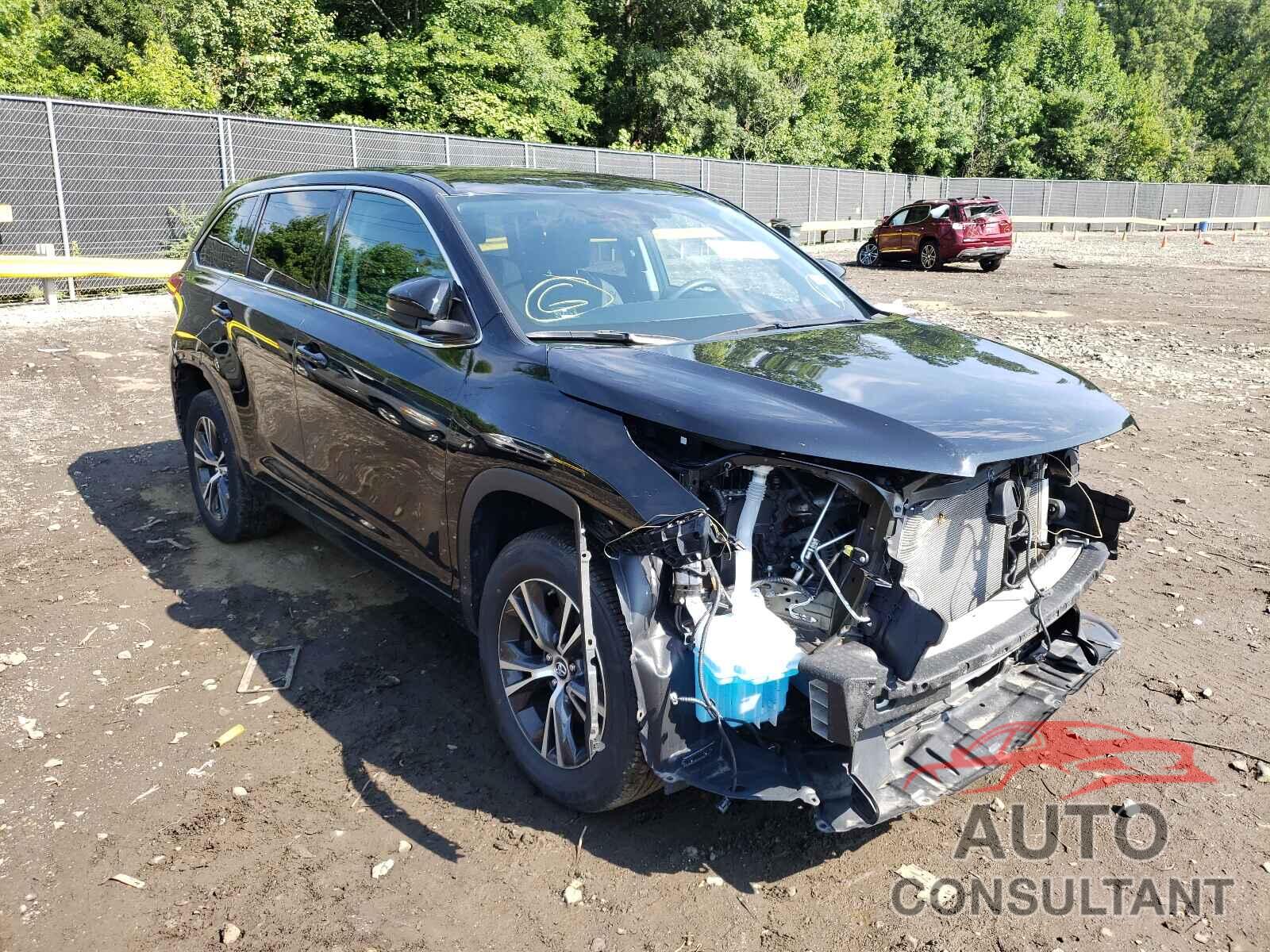 TOYOTA HIGHLANDER 2018 - 5TDZARFH4JS039551