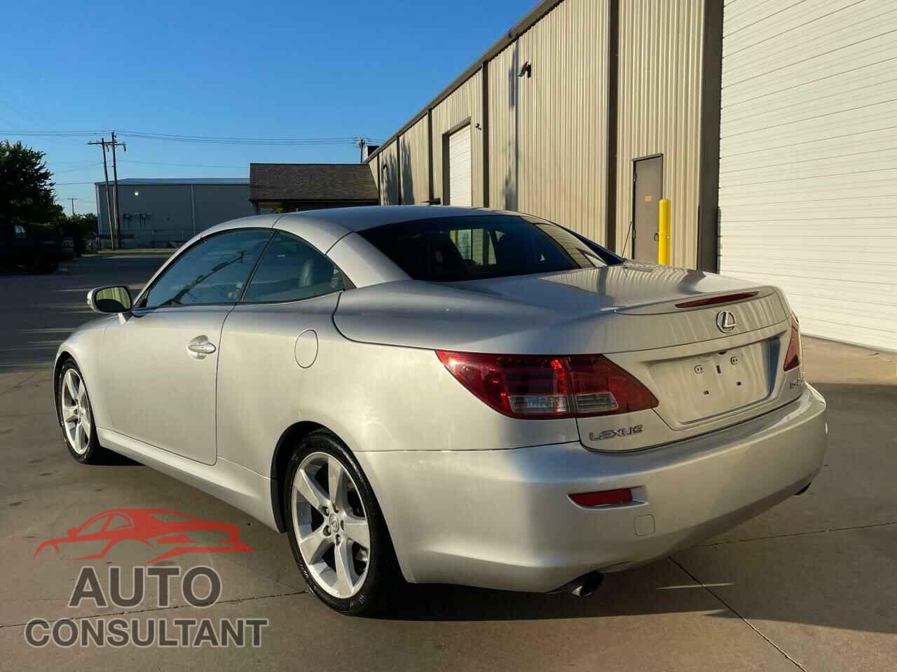 LEXUS IS 2010 - JTHFF2C23A2501065