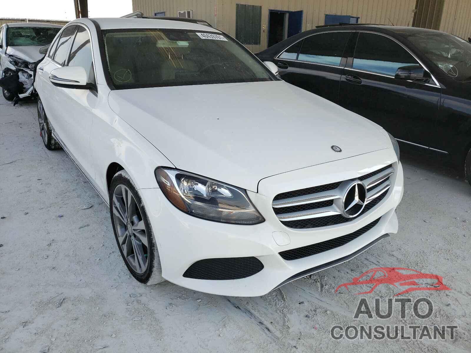 MERCEDES-BENZ C CLASS 2016 - 55SWF4JB3GU152610