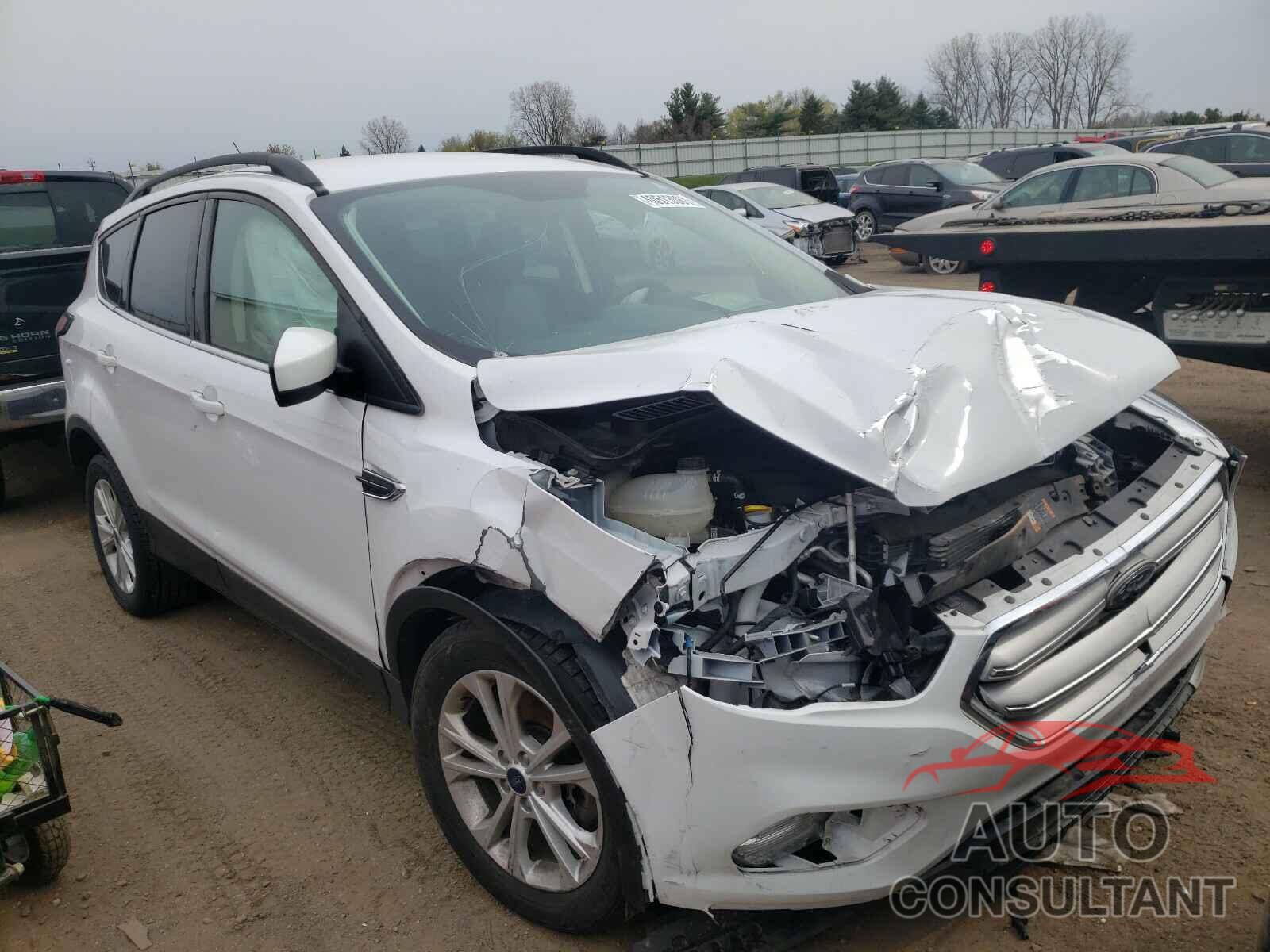 FORD ESCAPE 2018 - 1FMCU9GD3JUC03582