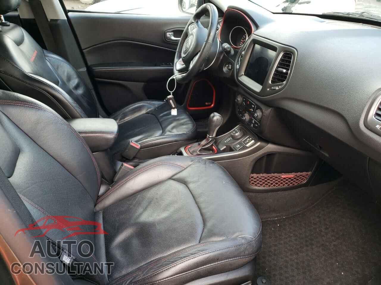 JEEP COMPASS 2017 - 3C4NJDDB1HT651612