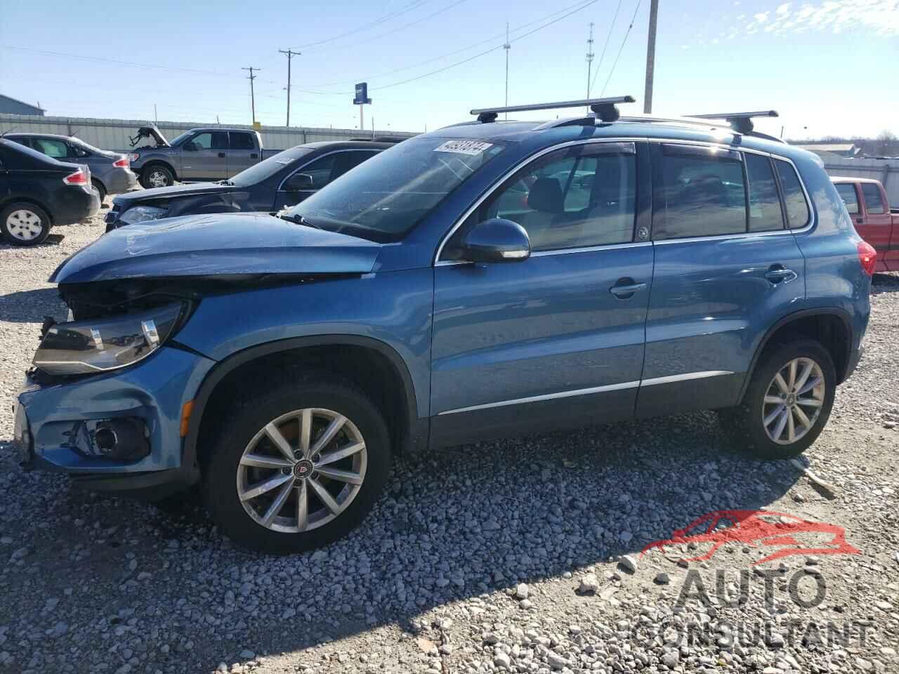 VOLKSWAGEN TIGUAN 2017 - WVGSV7AX0HW512134