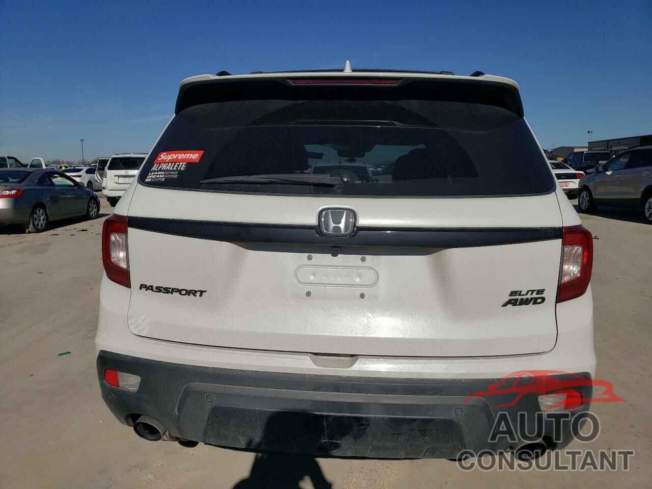 HONDA PASSPORT 2020 - 5FNYF8H00LB002874