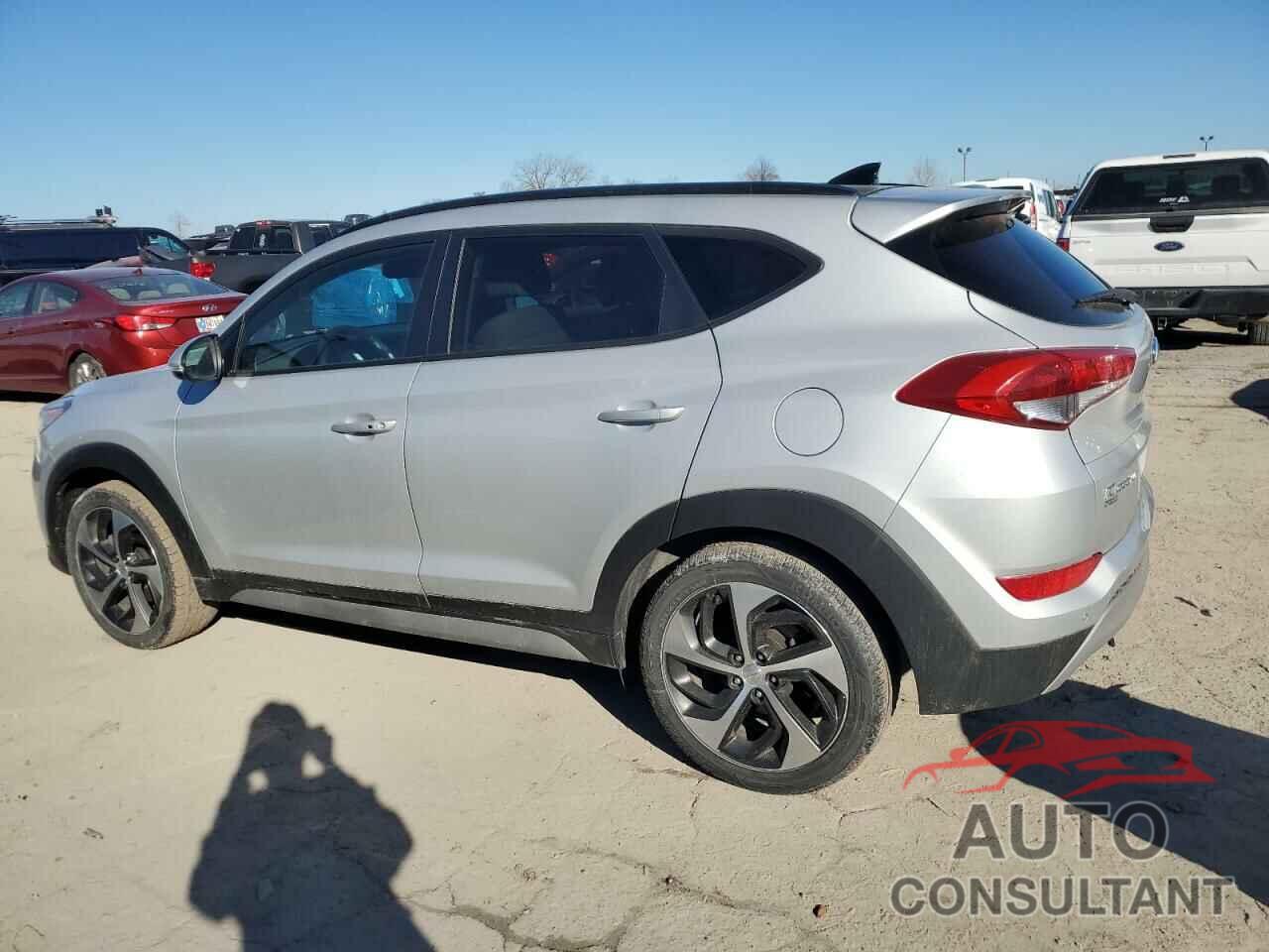 HYUNDAI TUCSON 2018 - KM8J3CA2XJU708839