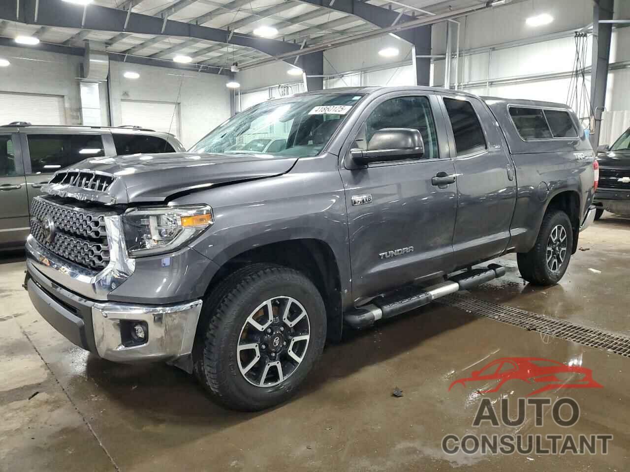 TOYOTA TUNDRA 2018 - 5TFUW5F16JX738648