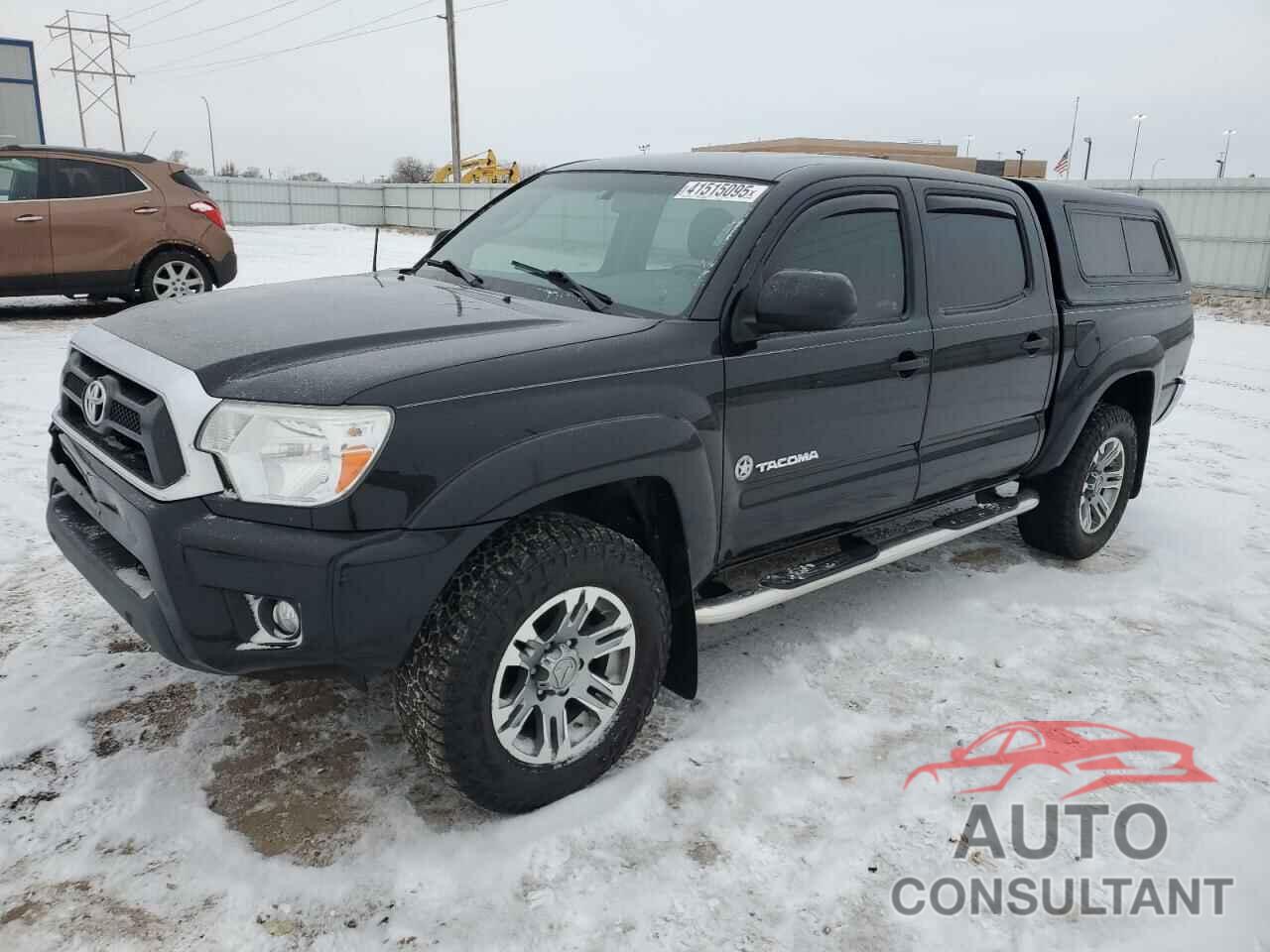 TOYOTA TACOMA 2015 - 5TFLU4EN8FX134588