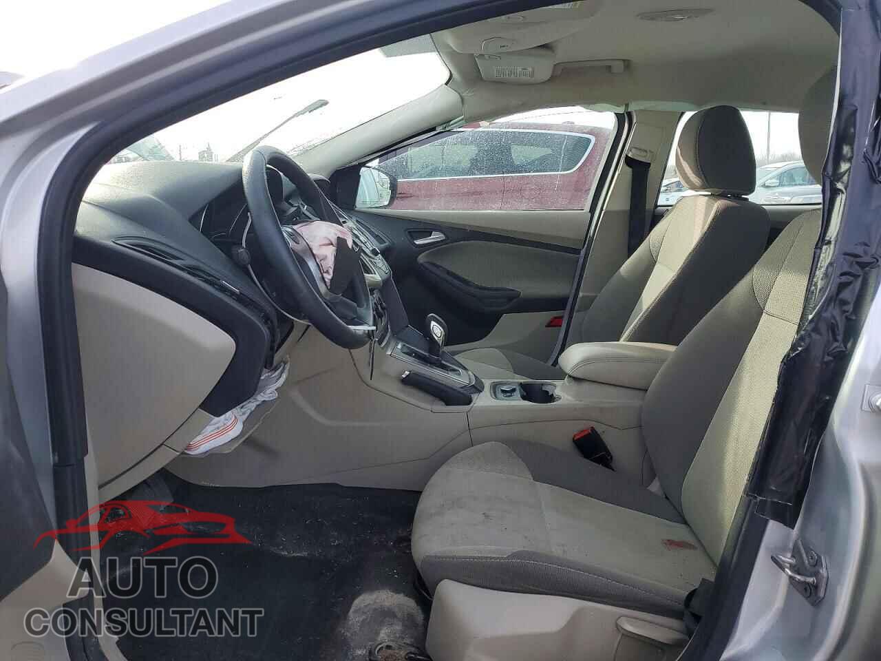FORD FOCUS 2014 - 1FADP3F25EL220544