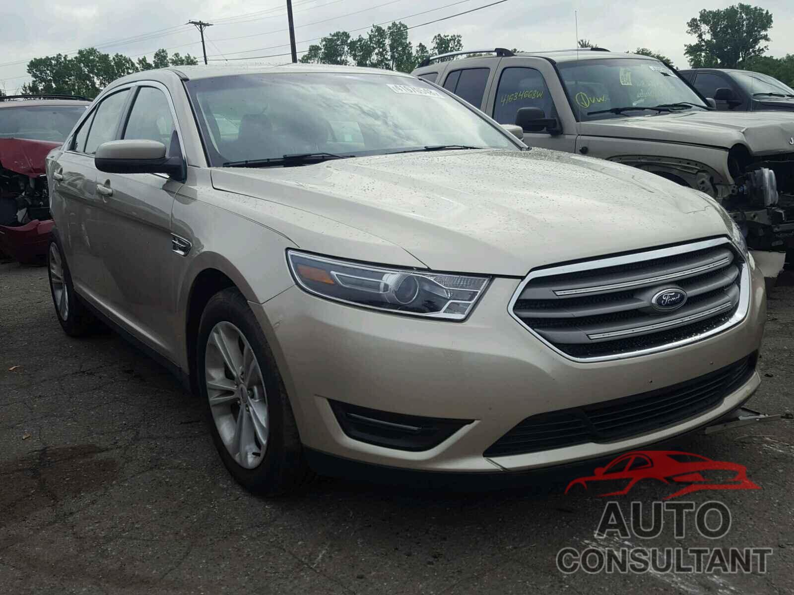 FORD TAURUS 2017 - 1FAHP2E82HG125681