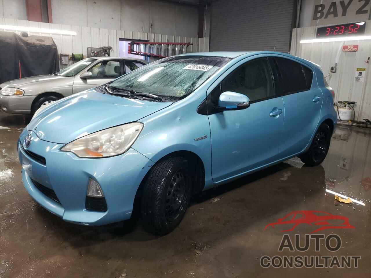 TOYOTA PRIUS 2014 - JTDKDTB31E1070808