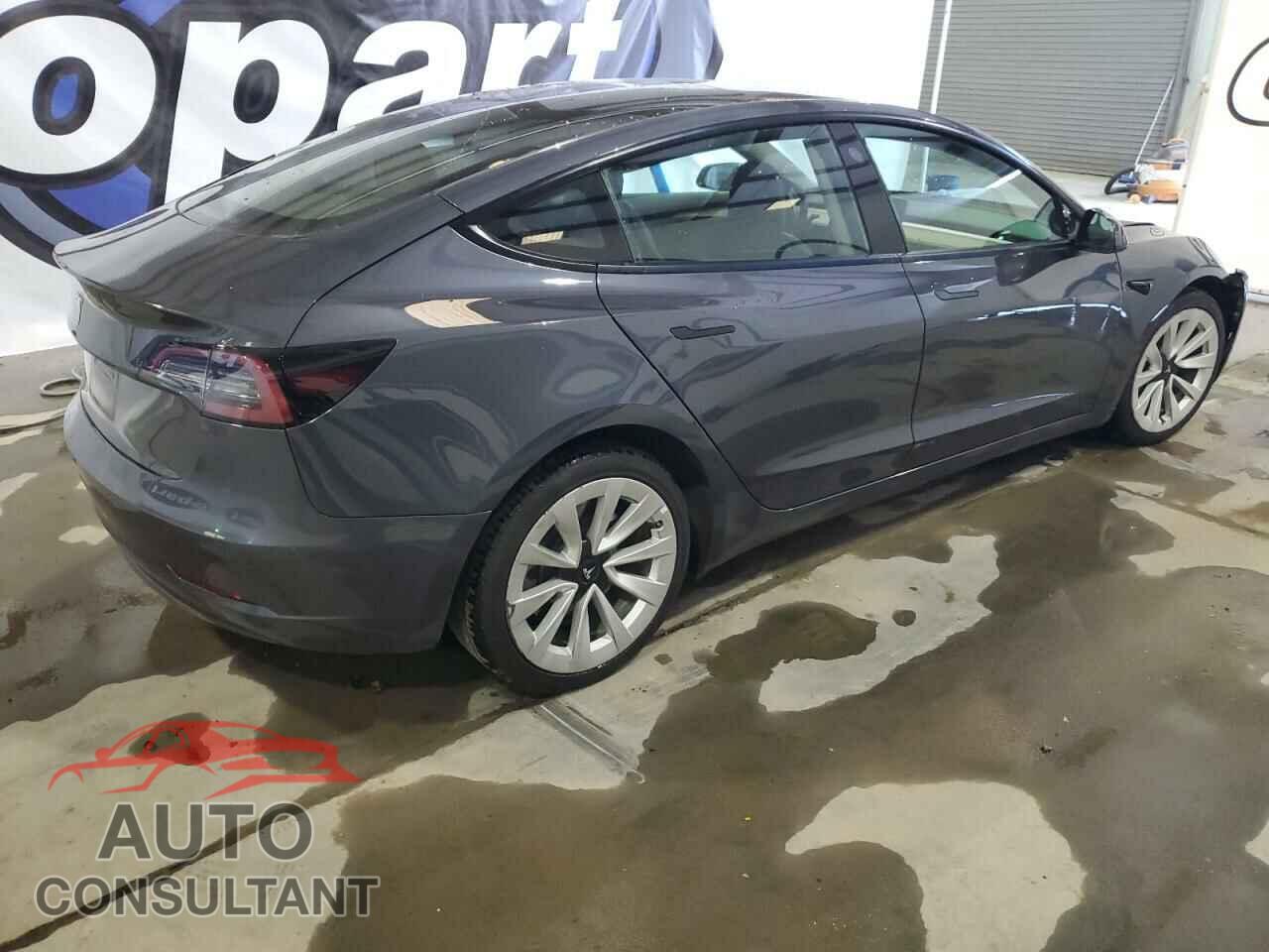 TESLA MODEL 3 2022 - 5YJ3E1EA6NF304447