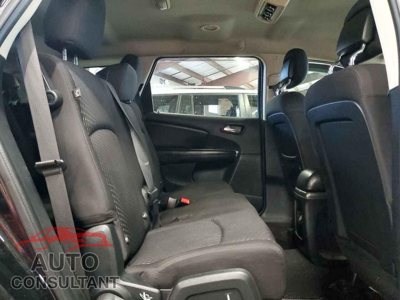DODGE JOURNEY 2017 - 3C4PDCBG3HT519038