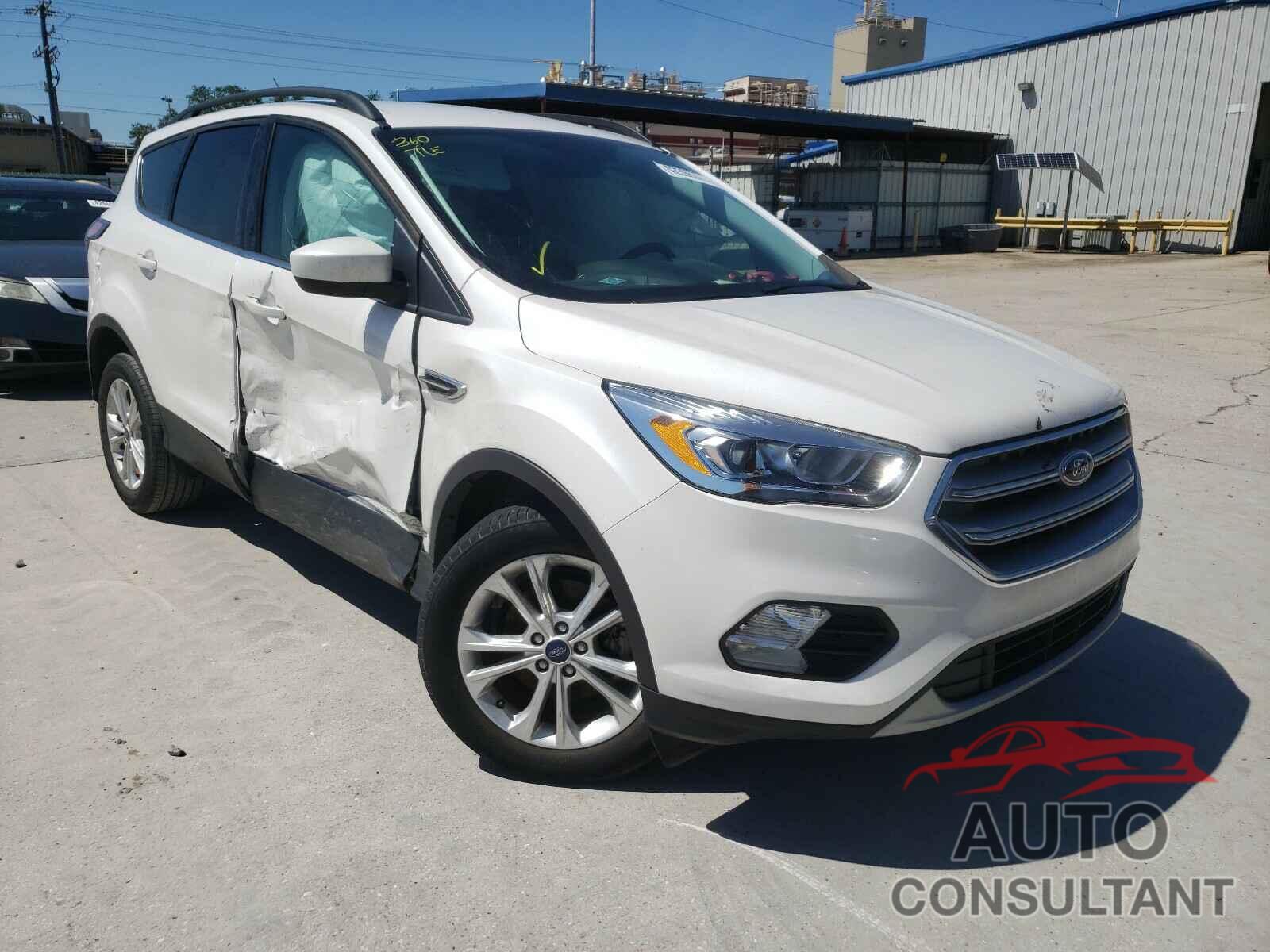 FORD ESCAPE 2017 - 1FMCU0GD8HUB26312