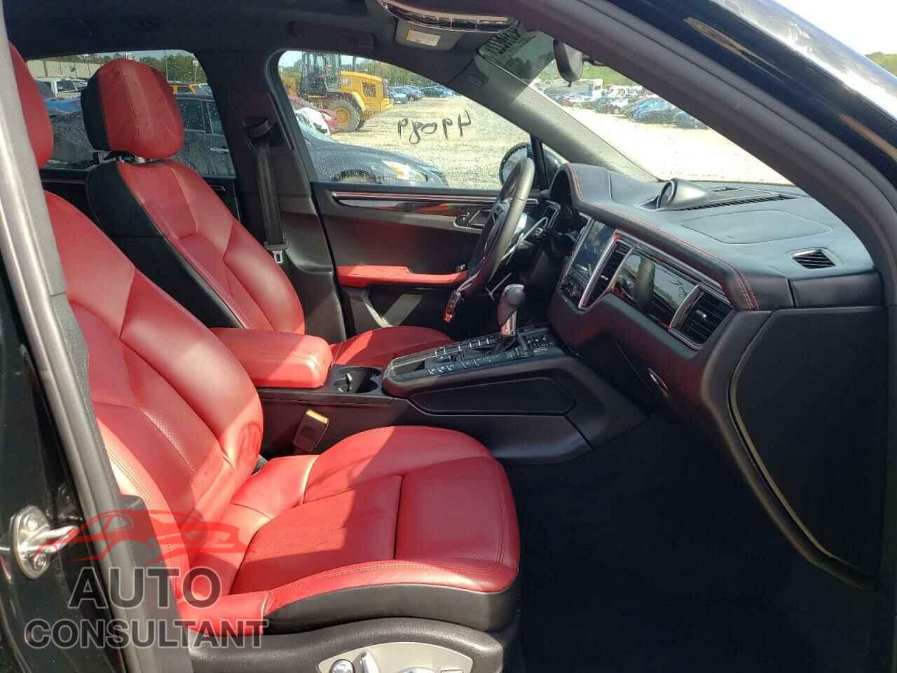 PORSCHE MACAN 2018 - WP1AA2A51JLB17303