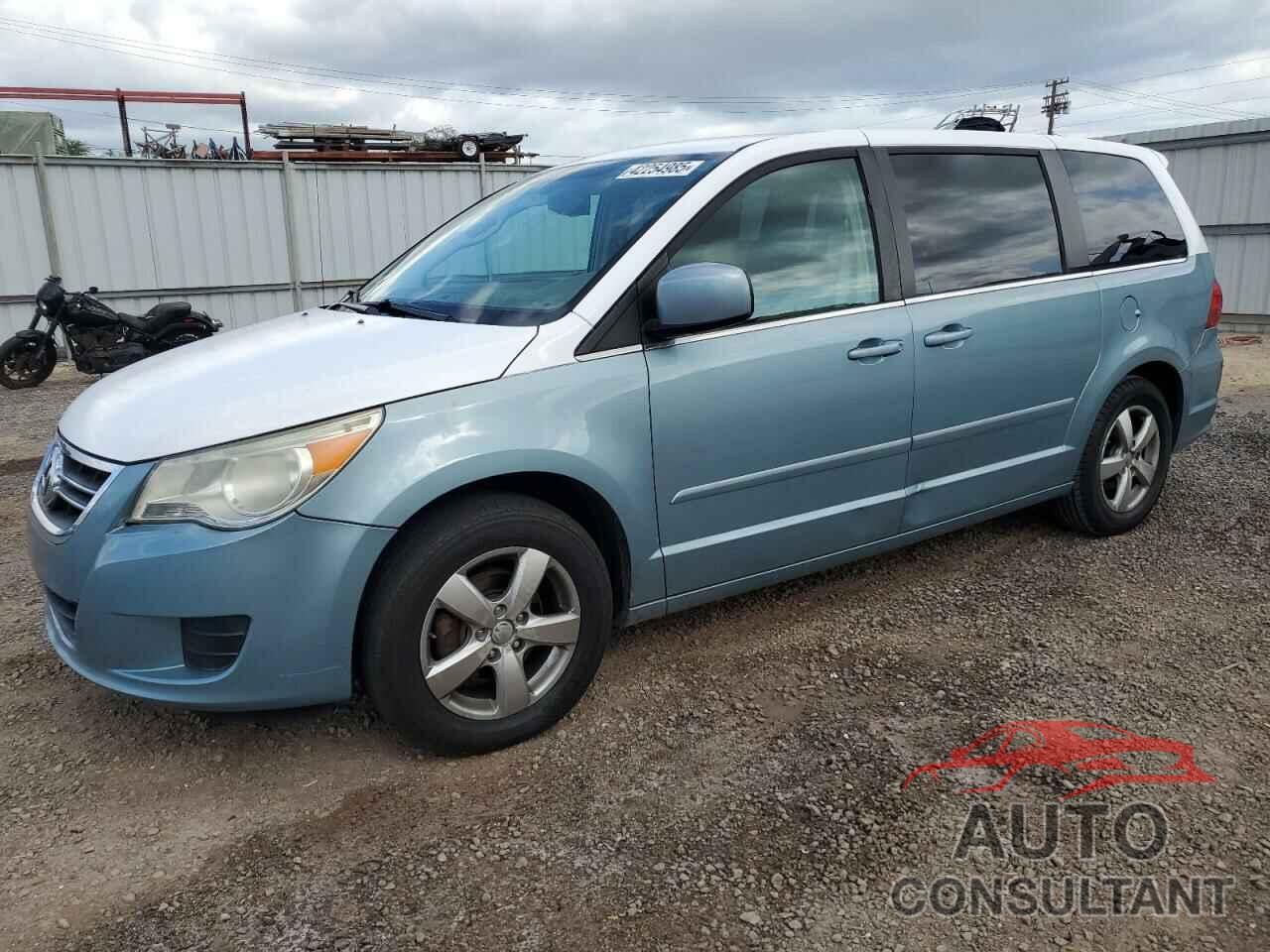 VOLKSWAGEN ROUTAN 2009 - 2V8HW54XX9R501152