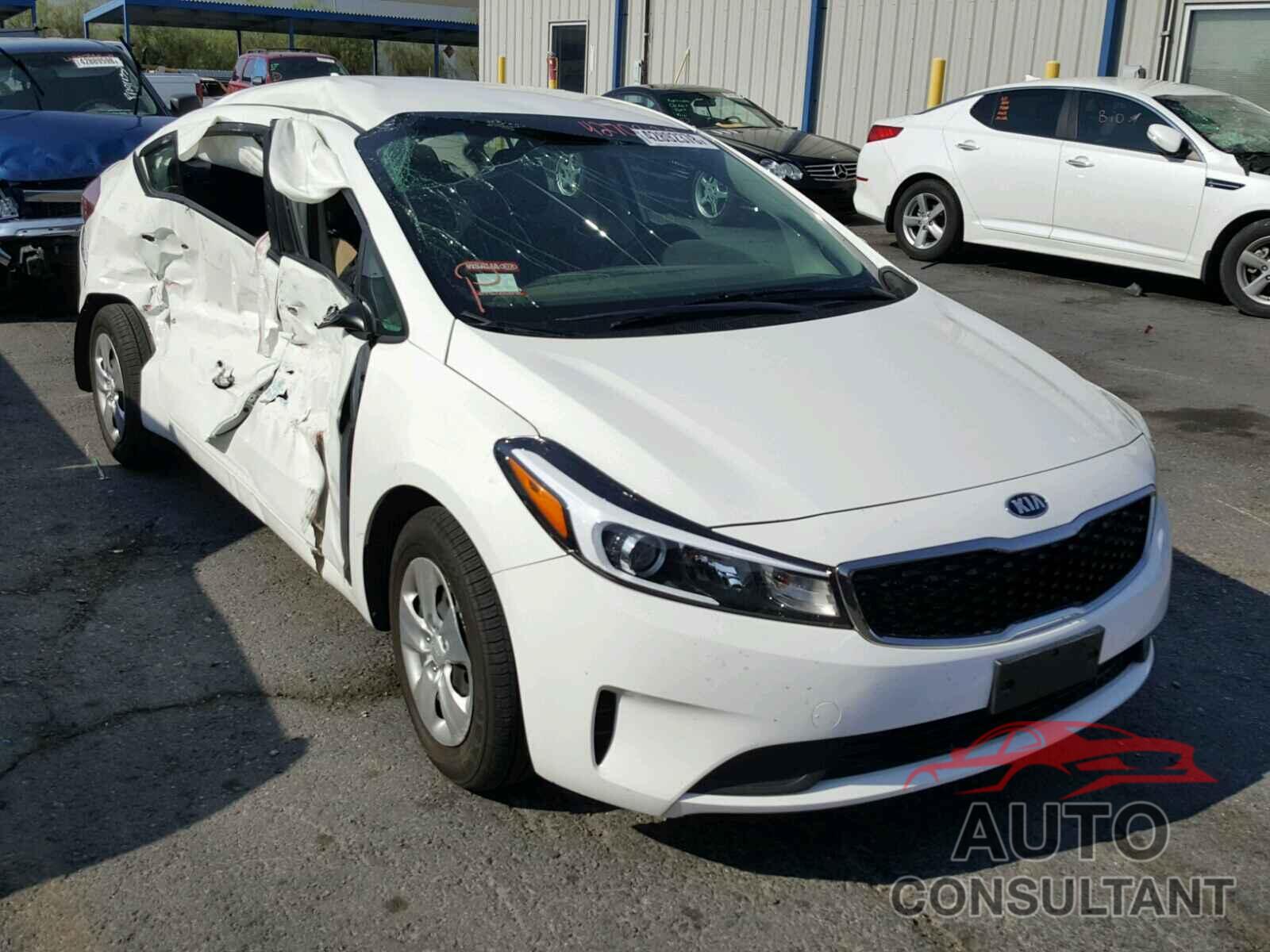 KIA FORTE 2018 - 3KPFK4A78JE183132