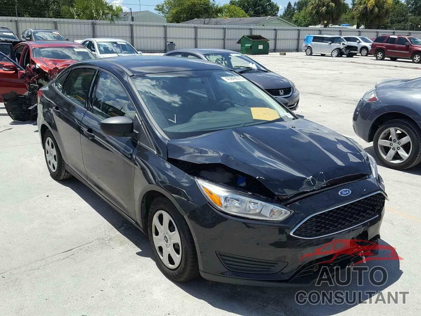 FORD FOCUS 2017 - 1FADP3E27HL337970
