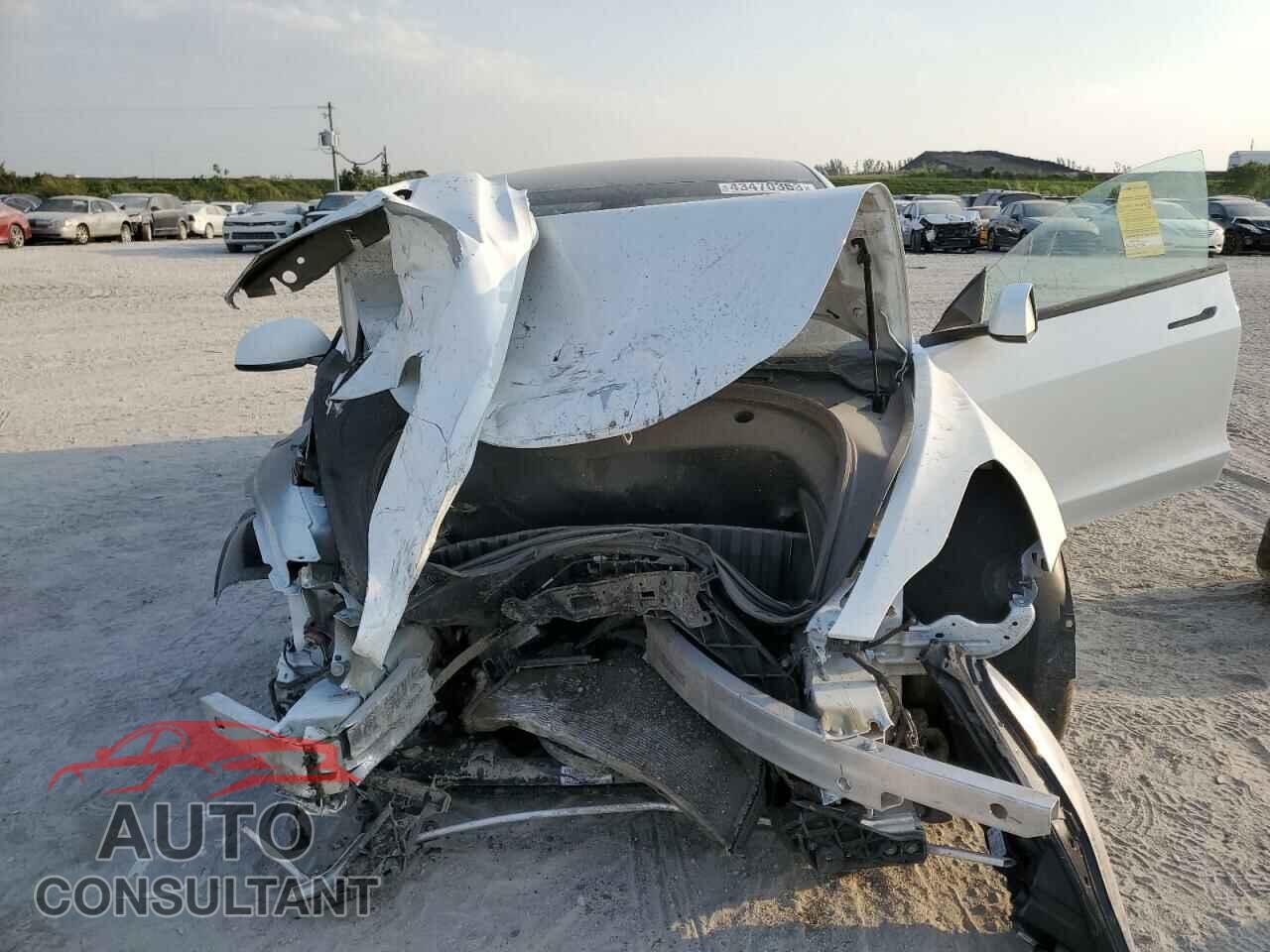 TESLA MODEL 3 2023 - 5YJ3E1EAXPF430197