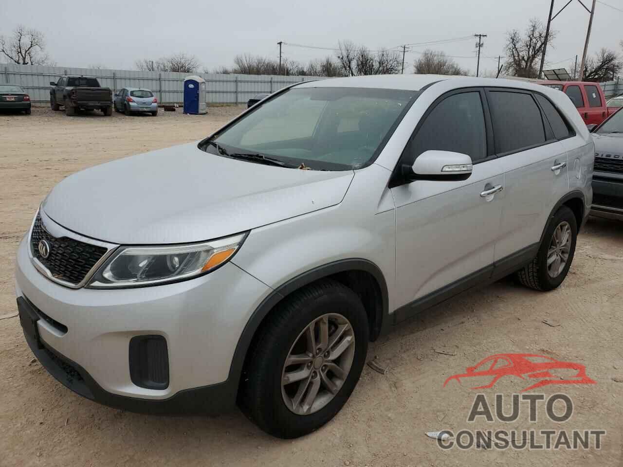 KIA SORENTO 2015 - 5XYKT3A64FG610460