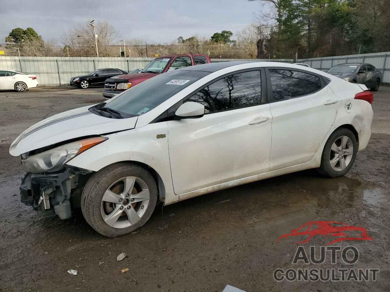 HYUNDAI ELANTRA 2013 - 5NPDH4AE3DH363154
