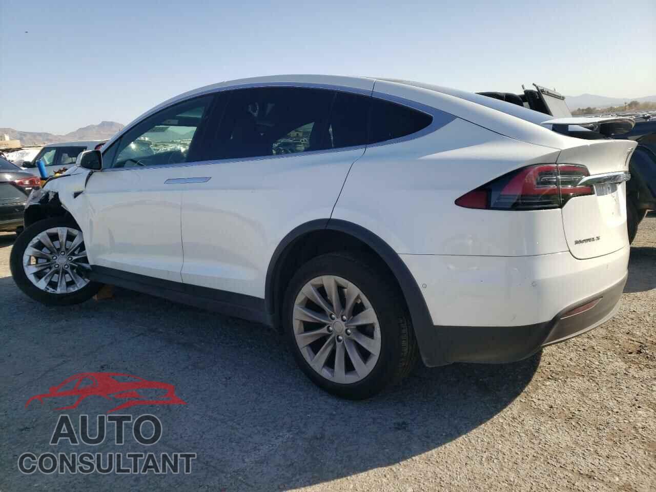 TESLA MODEL X 2017 - 5YJXCDE20HF068609