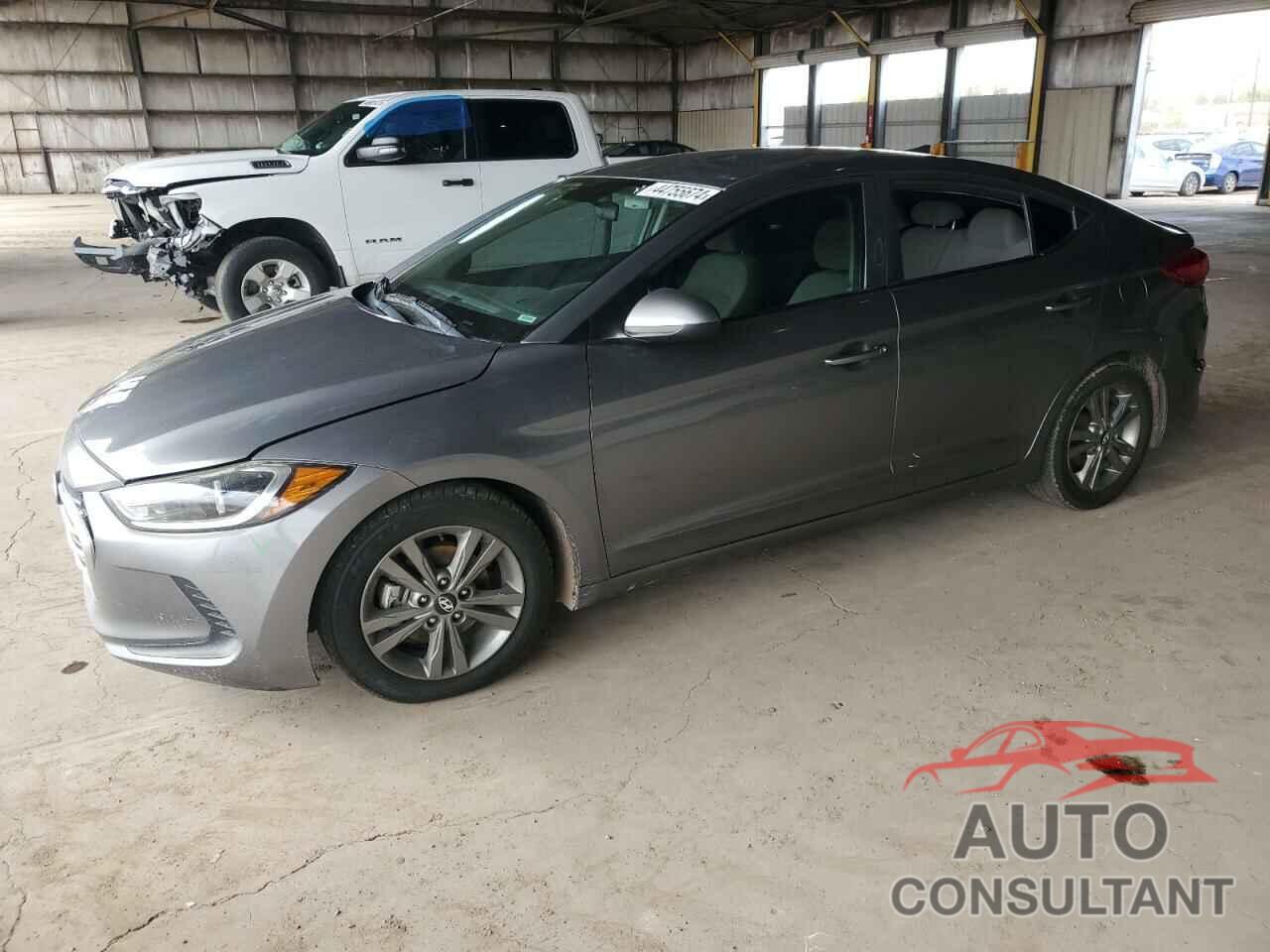 HYUNDAI ELANTRA 2018 - 5NPD84LF7JH325928