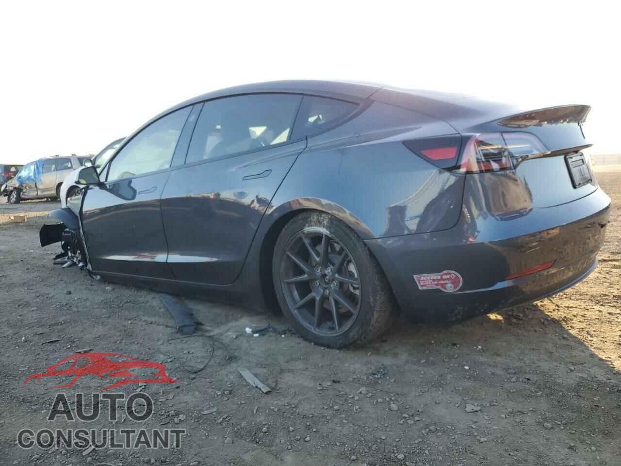 TESLA MODEL 3 2023 - 5YJ3E1EA8PF682806