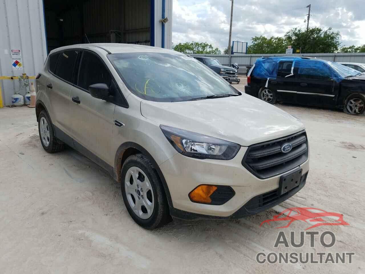 FORD ESCAPE 2018 - 1FMCU0F70JUD50336